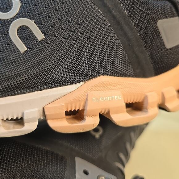 On Cloud Womens Swiss Running Athletic Shoes Cloudtec Helion Gray Size 8 - Picture 9 of 13